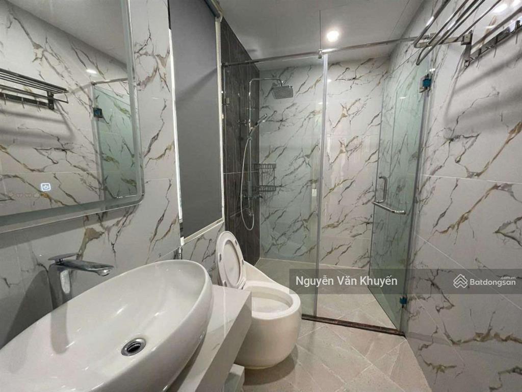 Hàng hiếm long biên! nhà 6 tầng thang máy  ô tô ngủ trong nhà  giá tốt