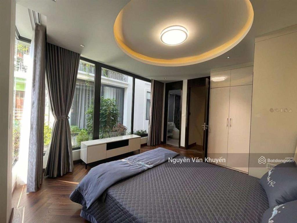 Hàng hiếm long biên! nhà 6 tầng thang máy  ô tô ngủ trong nhà  giá tốt