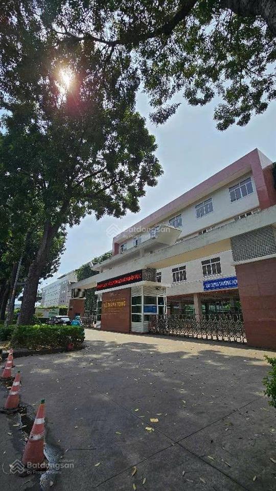 Hơn 7 tỷ nhà 4x15m đúc 3 tấm mặt tiền hẻm chợ sơn kỳ khu vực buôn bán sầm uất giá siêu rẻ