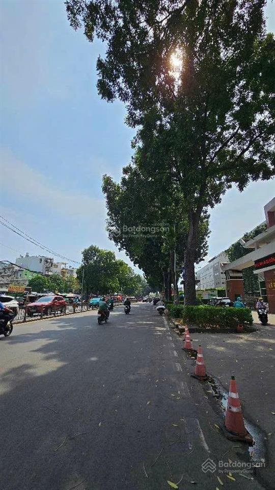 Hơn 7 tỷ nhà 4x15m đúc 3 tấm mặt tiền hẻm chợ sơn kỳ khu vực buôn bán sầm uất giá siêu rẻ