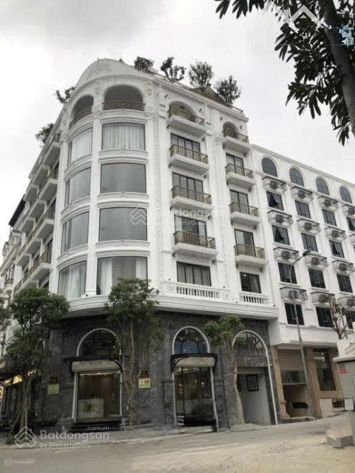Bán đất 2 mt đường lớn xây cao ốc, tòa building ngay phú mỹ hưng, quận 7, diện tích 24 *18,5m