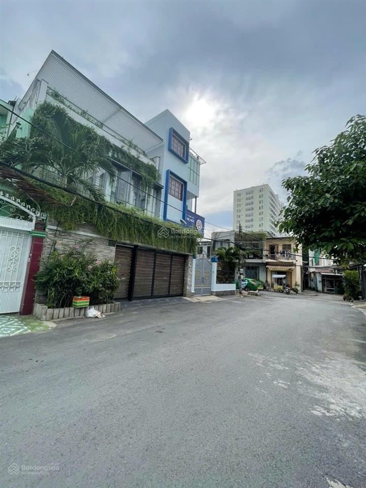 Biệt thự sân vườn siêu đẹp giá tốt thảo điền 14m x 28m trệt lầu chỉ 56 tỷ