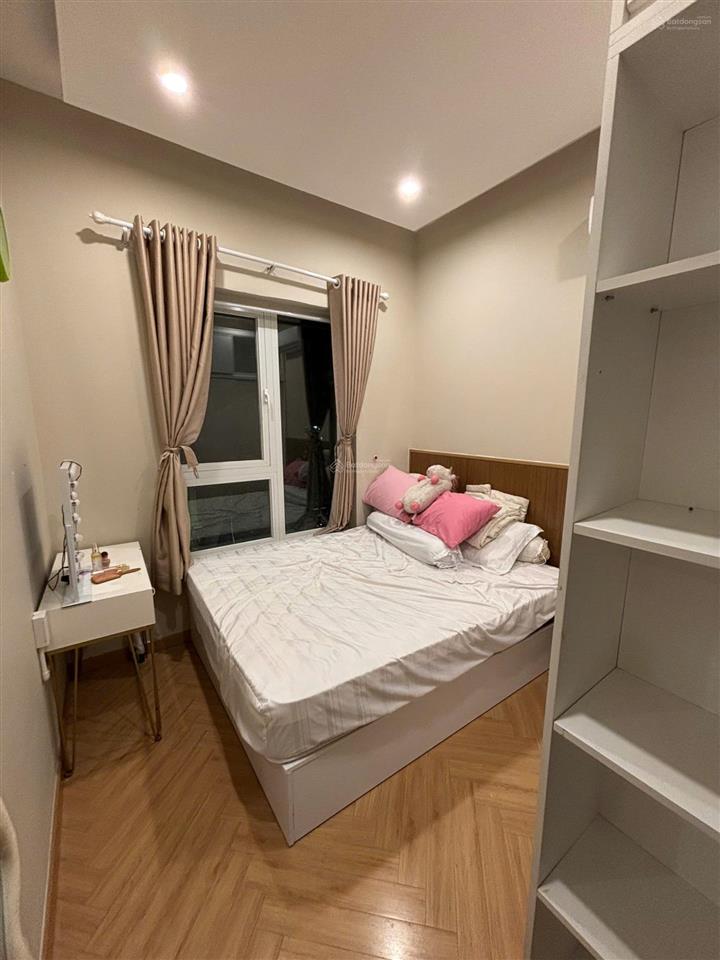 Cần bán gấp căn hộ 2pn chung cư phú mỹ vph căn góc, tầng trung, diện tích rộng, view thoáng mát.