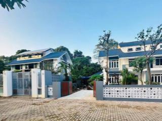 Biệt thự full nội thất  giá chỉ 20 triệu/m²