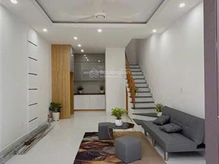 Bán căn nhà mới full nội thất, 4x8m ngay chợ, video thực tế, 1 trệt 1 lầu 2pn 2wc 755tr full giá