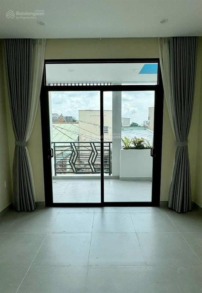 Ngân hàng thanh lý gấp!, lê quý đôn q3, bán gấp nhà cho thuê 18tr/th,  ngay