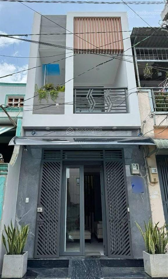 Ngân hàng thanh lý gấp!, lê quý đôn q3, bán gấp nhà cho thuê 18tr/th,  ngay