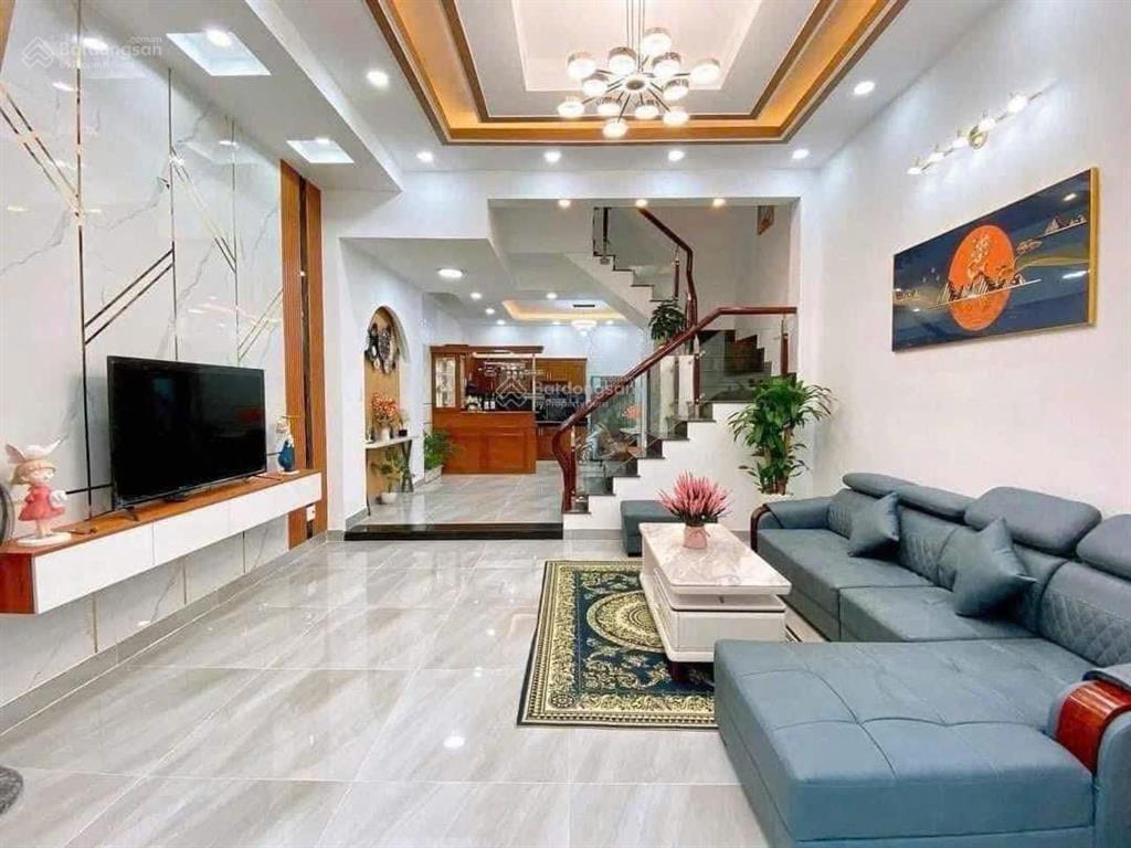 Cần bán gấp nhà đội cung, p.11, quận 11. giá 3,28 tỷ, dt 58m2,  như 0766 372 ***, hẻm xe hơi 5m