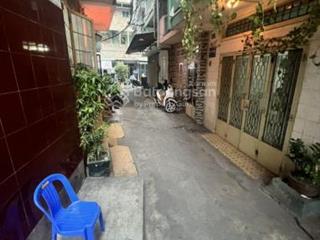 Chủ bán nhà có sổ đất 52m2, đã xây 4.5 tấm, ngang 3.9m, 6pn, 4wc tại cao đạt, q5, hcm