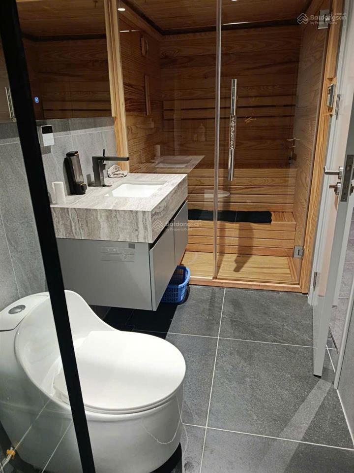 Siêu phẩm khu trạm 75m2 mt 6m, 6 tầng thang máy gara ô tô  riêng một đẳng cấp, khó mô tả bằng lời