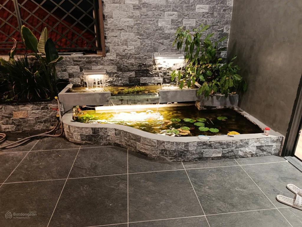 Siêu phẩm khu trạm 75m2 mt 6m, 6 tầng thang máy gara ô tô  riêng một đẳng cấp, khó mô tả bằng lời