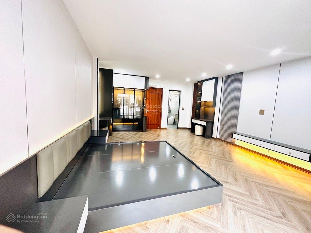 Ngọc lâm 80m2 7t thang máy 7 chỗ vào nhà, gần hồ nhỉnh 18 tỷ