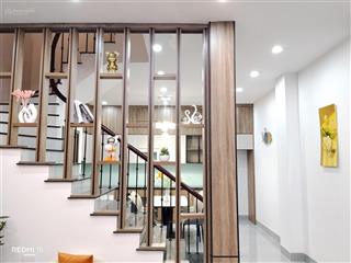 Đầu phố ngọc lâm 50m 5t sát phố, cầu chương dương chỉ 11 tỷ