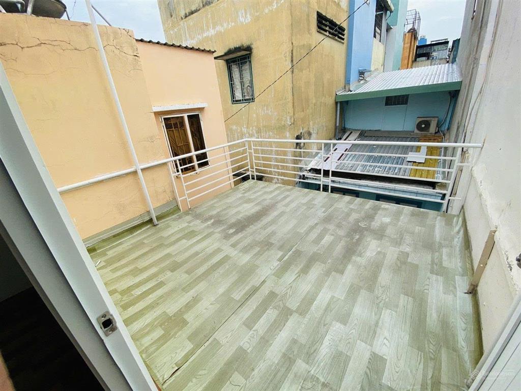 Bán nhà quận 1 hẻm ô tô 4m thông  1 căn ra hẻm ô tô tránh  gần mặt tiền  chỉ 5 tỷ nhỉnh