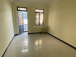 Bán nhà quận 3  hẻm 3m thẳng đẹp  sát mặt tiền  vuông vức  chỉ 6 tỷ