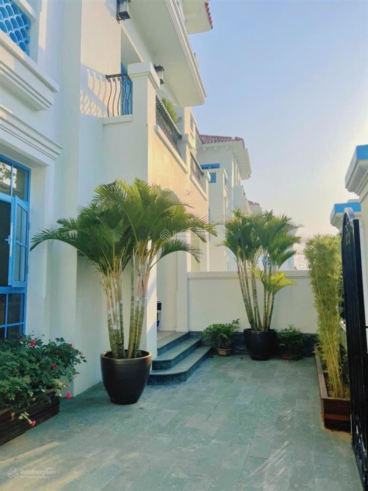 Cho thuê biệt thự feria đối diện bãi tắm bãi cháy, dòng tiền hàng tháng lên tới 150tr/tháng