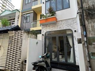 Ngay khu d cách hẻm xe tải 1 căn nhà xvnt p25 bình thạnh giá 3.9 tỷ bớt lộc dt 30m2