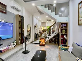 Bán nhà phan xích long p.1, phú nhuận kết cấu 1 trệt + 2 lầu 3 tỷ 290