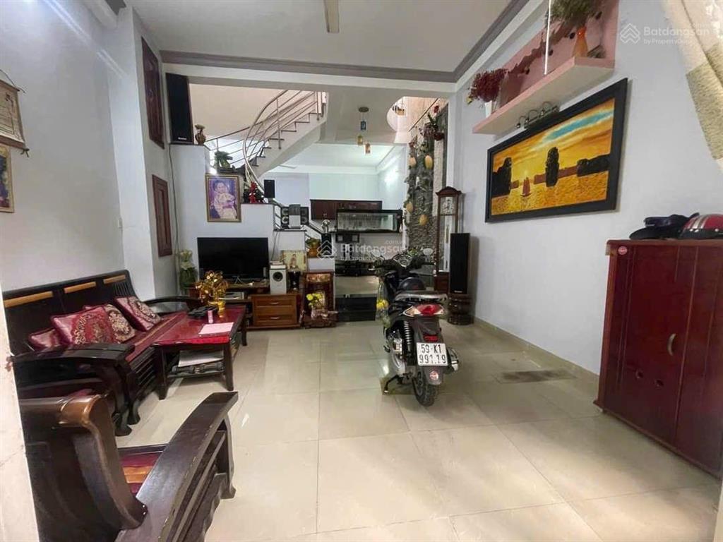 Bán nhà phạm văn chí p.7, quận 6 giá bán 3 tỷ 950 triệu (tl) diện tích 3m x 11m