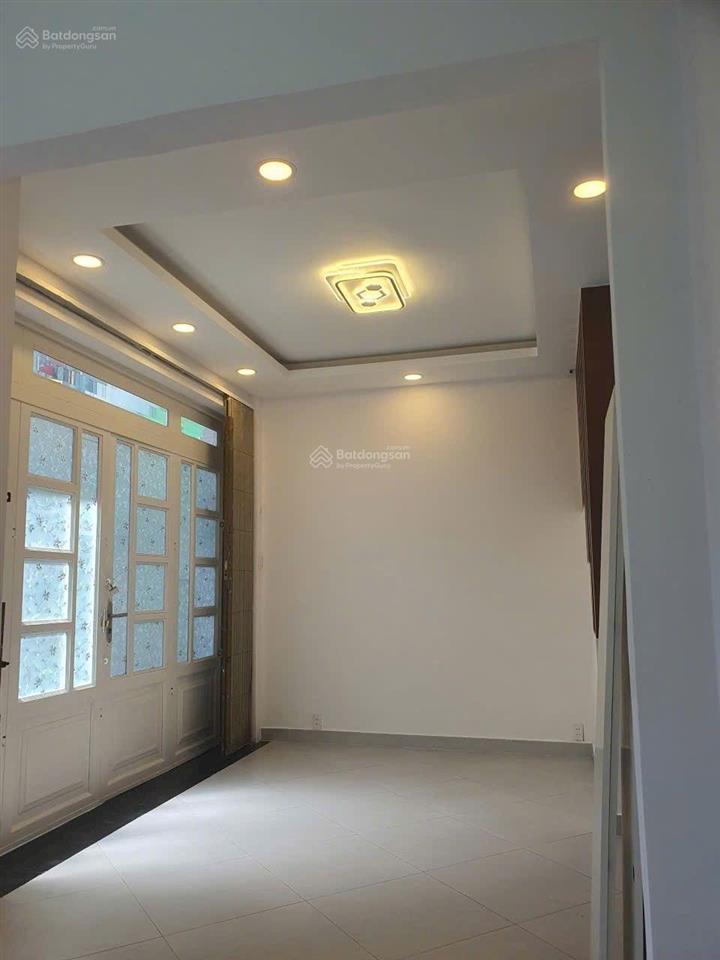 Siêu phẩm lên sóng lãnh binh thăng 3 tỷ 600 q11 1t 2l sân thượng siêu hiếm