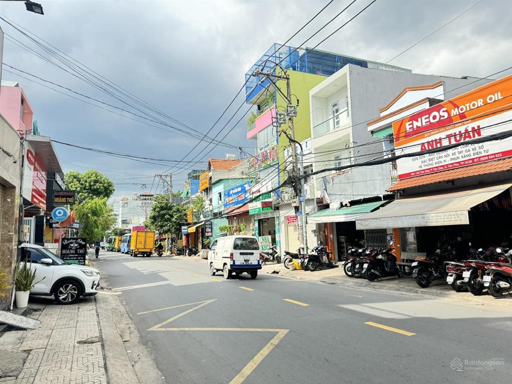 Mtkd sầm uất tân quý ngang lớn 5x19m=90m2. giá nhỉnh 13 tỷ