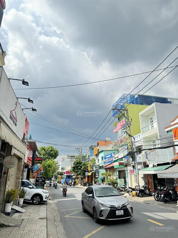 Mtkd sầm uất tân quý ngang lớn 5x19m=90m2. giá nhỉnh 13 tỷ