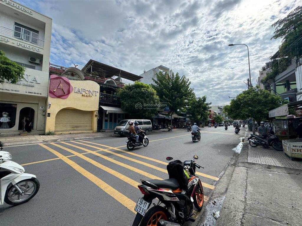 Mtkd tân sơn nhì vị trí đẹp giá rẻ nhất. 4x19m=76m2. chỉ nhỉnh 17 tỷ