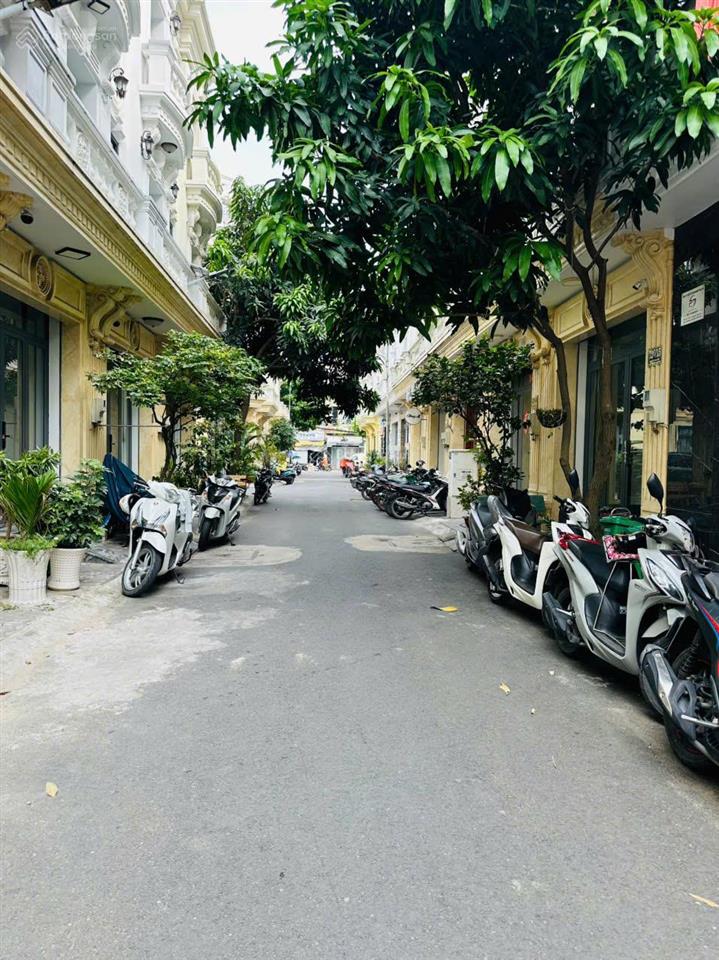 Khu vip compound ngay tô hiệu. 4 tấm thô giá chỉ hơn 6 tỷ