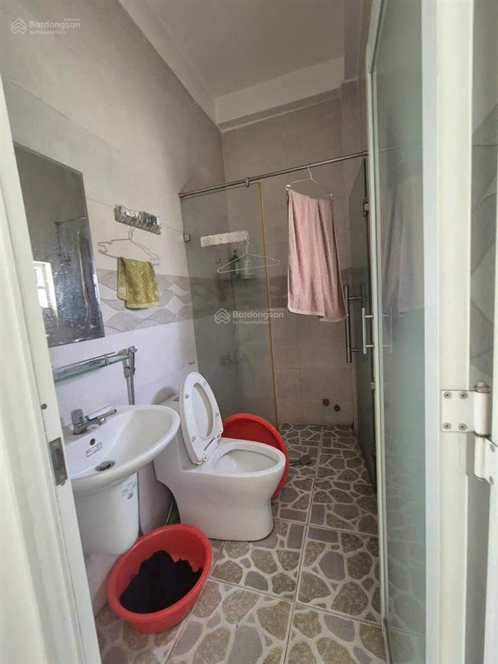 Hẻm nhựa 7m khu vip lũy bán bích. ngang khủng gần 14m. giá hơn 9 tỷ