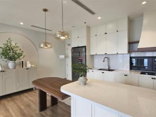 Căn hộ 3pn landmark view hồ thiên nga giá 10,8 tỷ