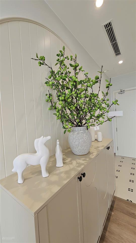 Căn hộ 3pn landmark view hồ thiên nga giá 10,8 tỷ