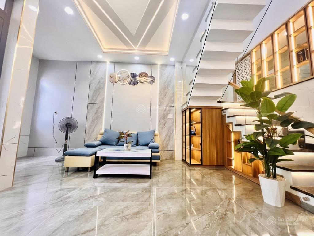 Bán gấp nhà 2 lầu ở đường 182, phường tăng nhơn phú a, quận 9 tặng nội thất cơ bản. giá 2tỷ250 tl