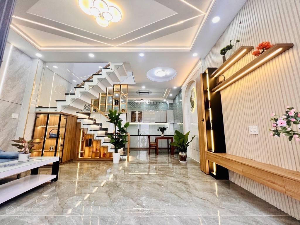 Bán gấp nhà 2 lầu ở đường 182, phường tăng nhơn phú a, quận 9 tặng nội thất cơ bản. giá 2tỷ250 tl