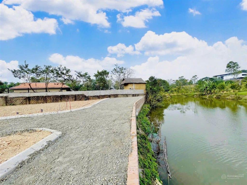 130m2 full thổ cư tại cổ đông  hòa lạc  chỉ 2.6 tỷ giá đầu tư tốt nhất thời điểm này