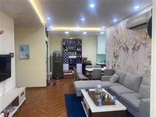 Cho thuê gấp căn hộ đẹp tại b3a nam trung yên 3 phòng ngủ full đồ chỉ 14 tr/th