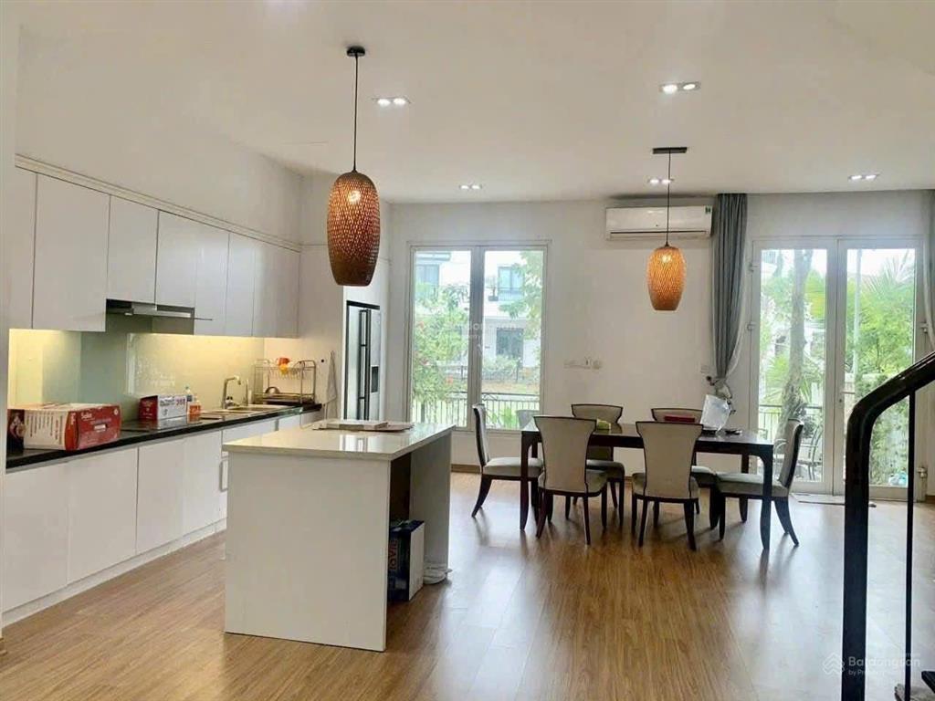 Cho thuê biệt thự song lập vinhomes riverside, 161m2 giá tốt nhất thị trường chỉ từ 30tr