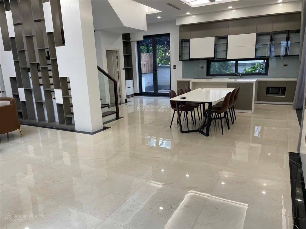 Cho thuê biệt thự song lập vinhomes riverside, 161m2 giá tốt nhất thị trường chỉ từ 30tr