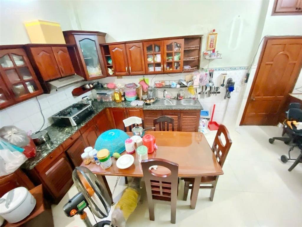 Ngay emart gò vấp  phan huy ích  52.5m  ngang 5.6m  2 tầng  btct  hoàn công nhỉnh 5 tỷ.