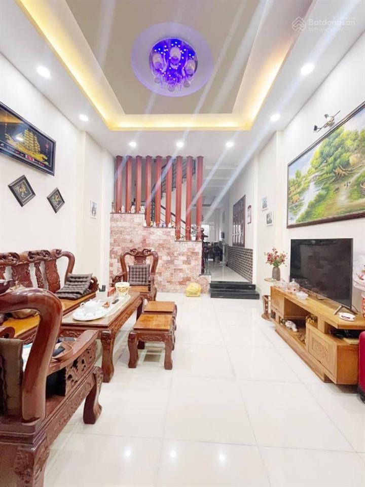 (vip) bình thạnh  105m2  ngang 6.4m  2 tầng  hẻm 6m  an ninh  giáp quận 1  chỉ 9 tỷ nhỉnh