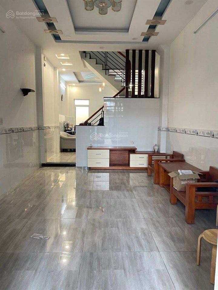 5,39 tỷ 76m2 (4 x 19) 3 tầng ngay ngã tư gò mây  lê trọng tấn