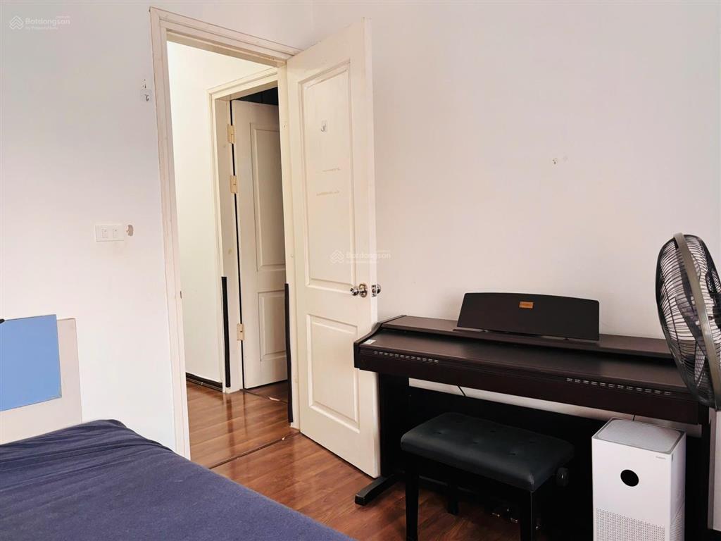 Bán căn hộ căn góc 97m2  chung cư 15b đông quan  đường đông quan  cầu giấy