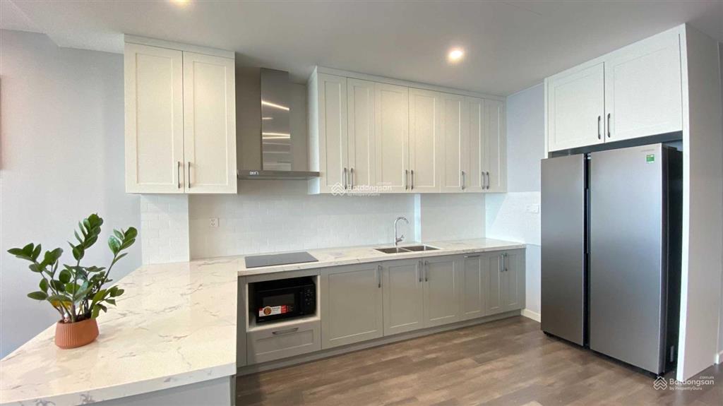 Cần bán hoa hậu 3 phòng ngủ 156m tầng trung view hồ skylake nhà vuông vắn tại keangnam vina 17.5 tỷ