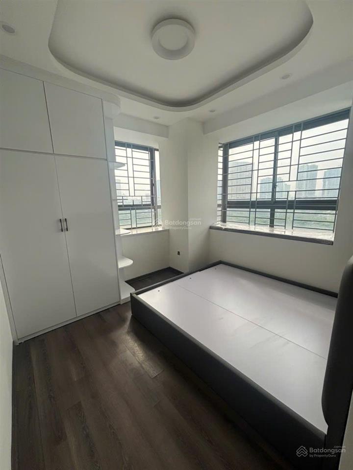 Chủ nhà cần bán gấp ch 3n2w vov mễ trì full nội thất sổ đỏ pháp lý rõ ràng giá đẹp