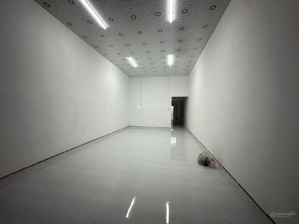 Chính chủ bán  siêu phẩm mặt tiền chợ  nguyễn thái học  ayunpa  4,5x20  chỉ 4,2 tỷ