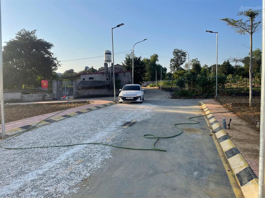 Em chính chủ bán nhanh chỉ từ 2 tỷ/lô đất nền hoà lạc full thổ cư gần các đại học lớn fpt, đh qghn