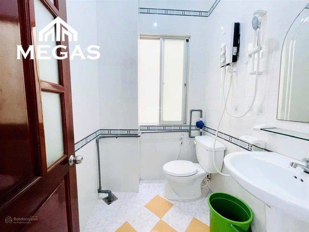 Phòng studio mới xây rộng rãi thoáng mát đầy đủ tiện nghi