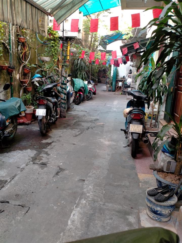 Quận hai bà trưng, đường minh khai, nhà cấp 4 kiên cố có thể về ở luôn!