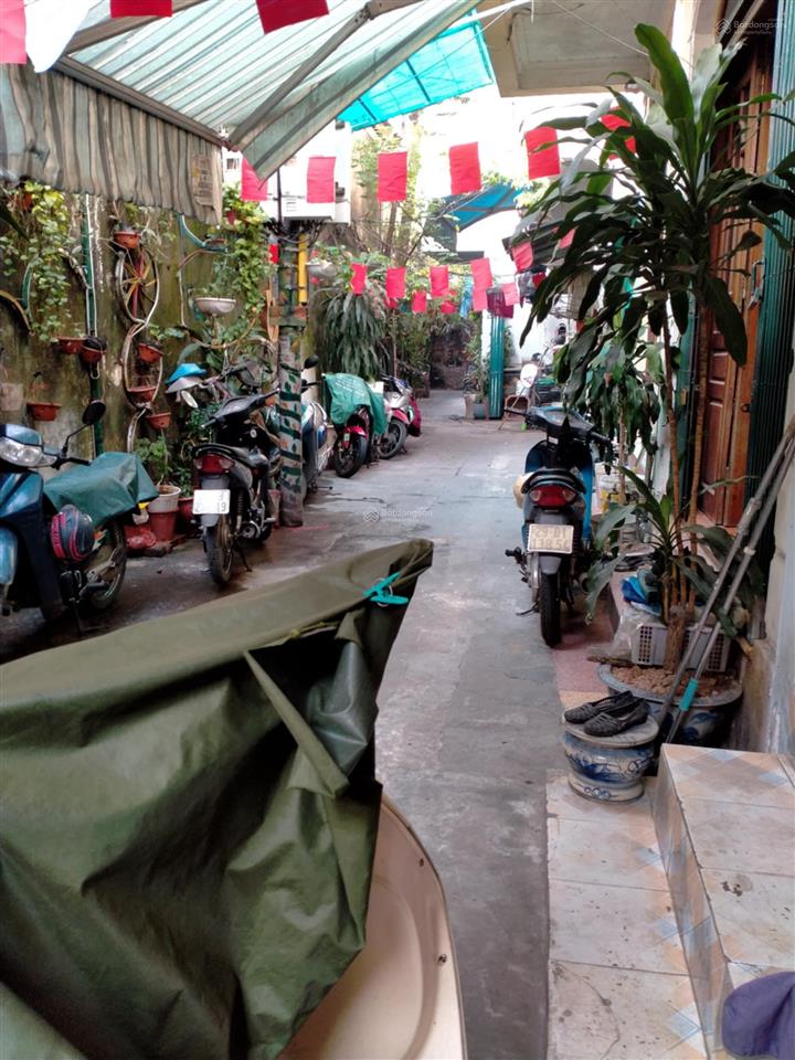 Quận hai bà trưng, đường minh khai, nhà cấp 4 kiên cố có thể về ở luôn!