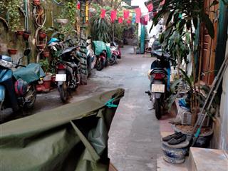 Quận hai bà trưng, đường minh khai, nhà cấp 4 kiên cố có thể về ở luôn!