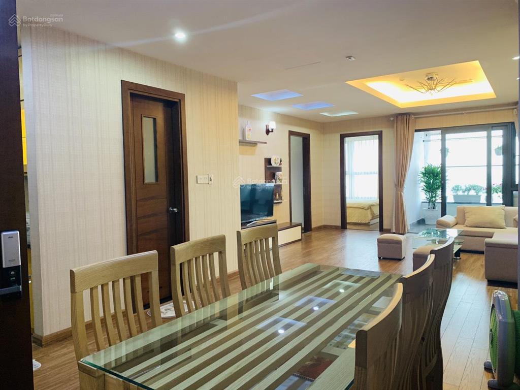 Cho thuê ch star city lê văn lương 153m2, 3 ngủ full đồ đẹp, giá 25t, có slot oto.  0911 614 ***